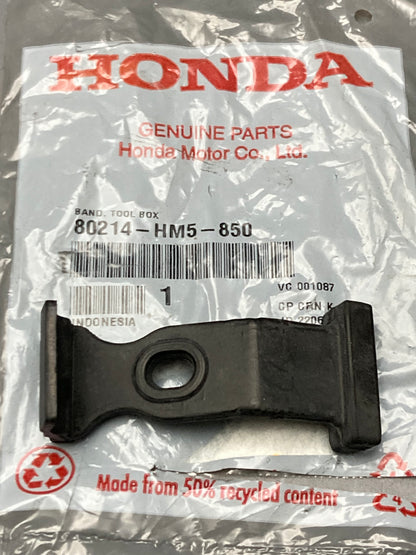 New Genuine Honda 80214-HM5-850 Band, Tool, Box