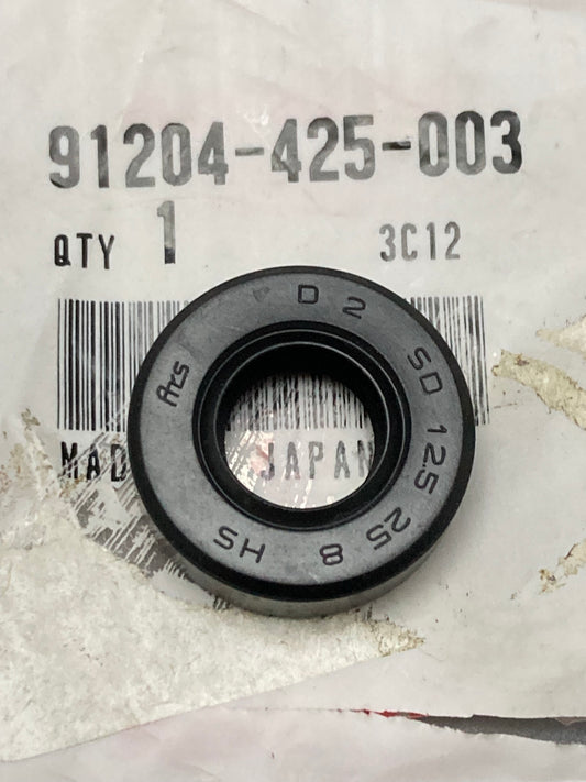 New Genuine Honda 91204-425-003 Oil Seal (12.5X25x8)