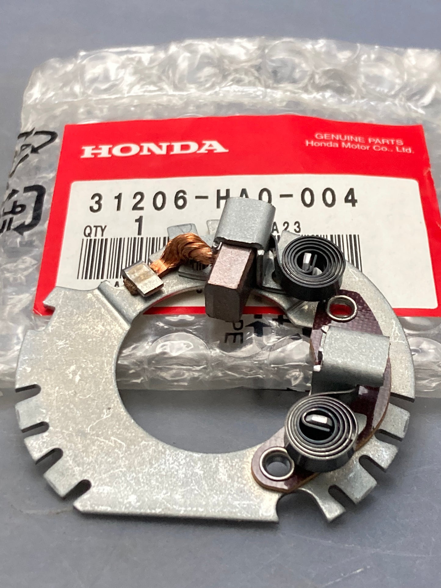 New Genuine Honda 31206-HA0-004 Brush Holder Plate