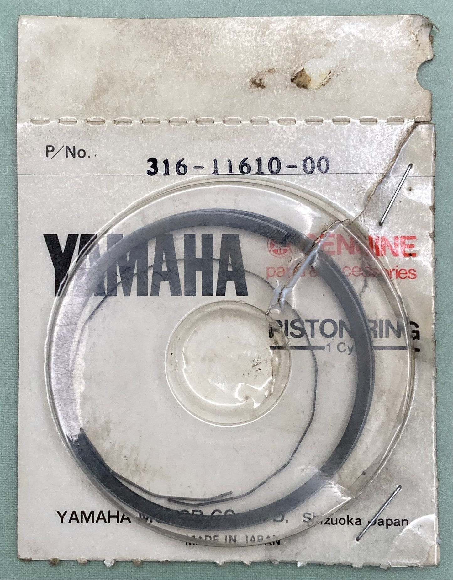New Genuine Yamaha 316-11610-00 Piston Ring Set