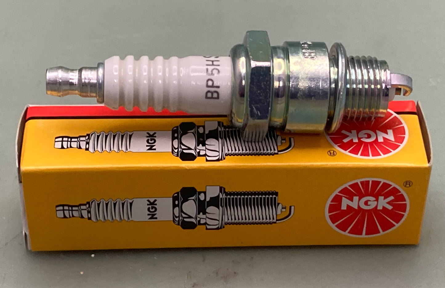 NGK 4111 Spark Plug BP5HS New Genuine