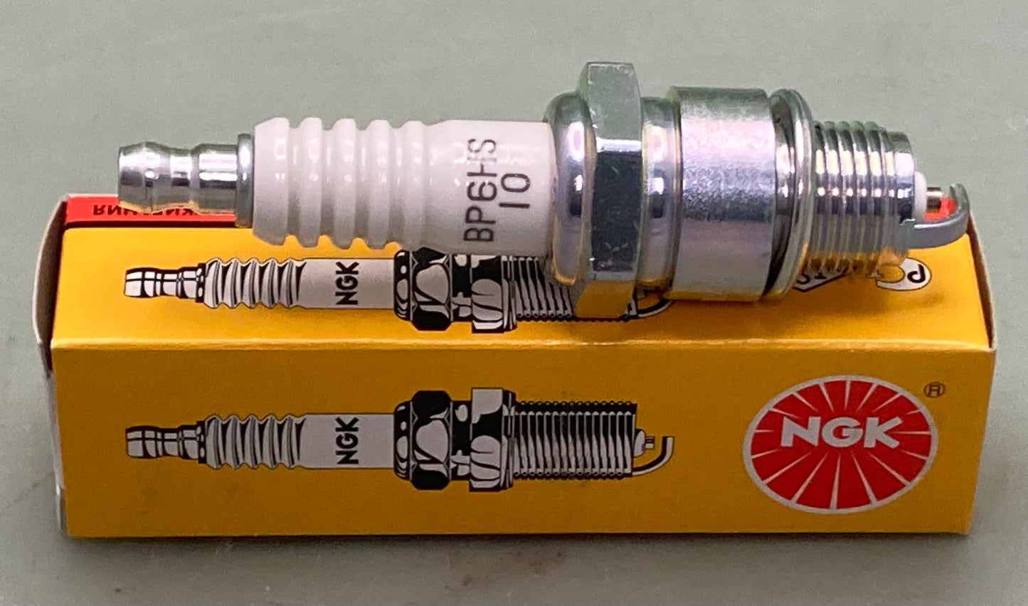 New Genuine NGK 6326 Spark Plug BP6HS-10