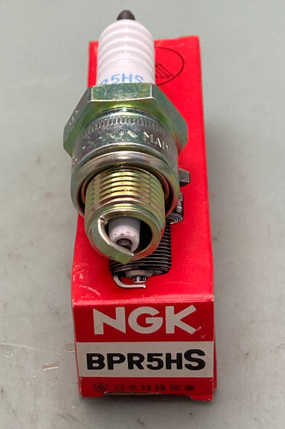 New Genuine Honda 98076-55747 Spark Plug BPR5HS