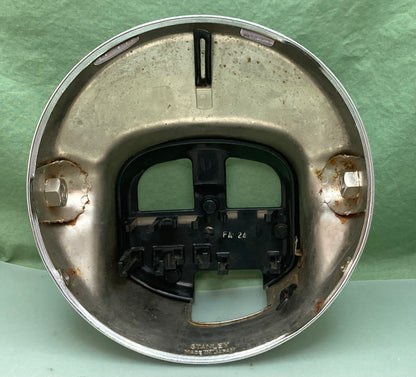 New Genuine Honda 61301-460-000 HEADLIGHT CASE