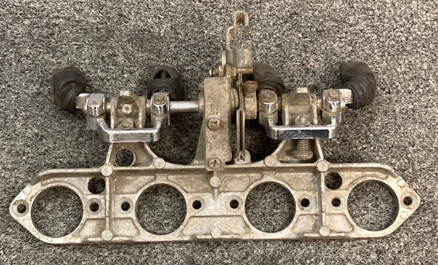 Honda 16035-392-004 PLATE SET, STAY