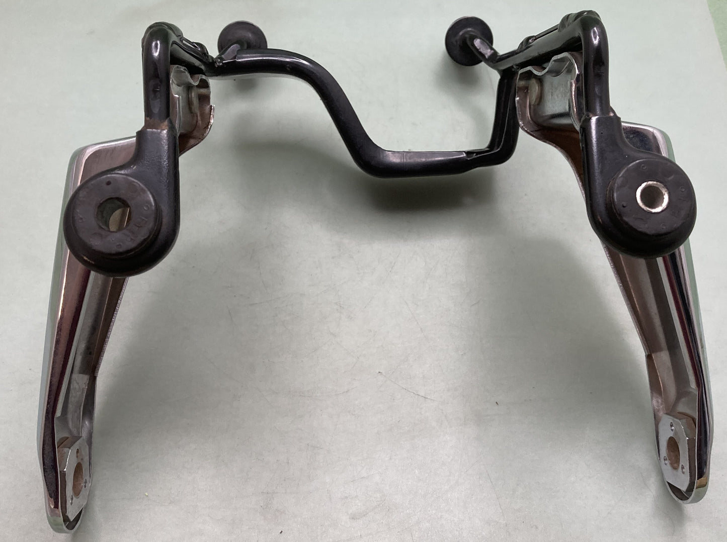 New Replaces Honda 61311-426-000 Head Light Bucket Mount Stay Ear Bracket