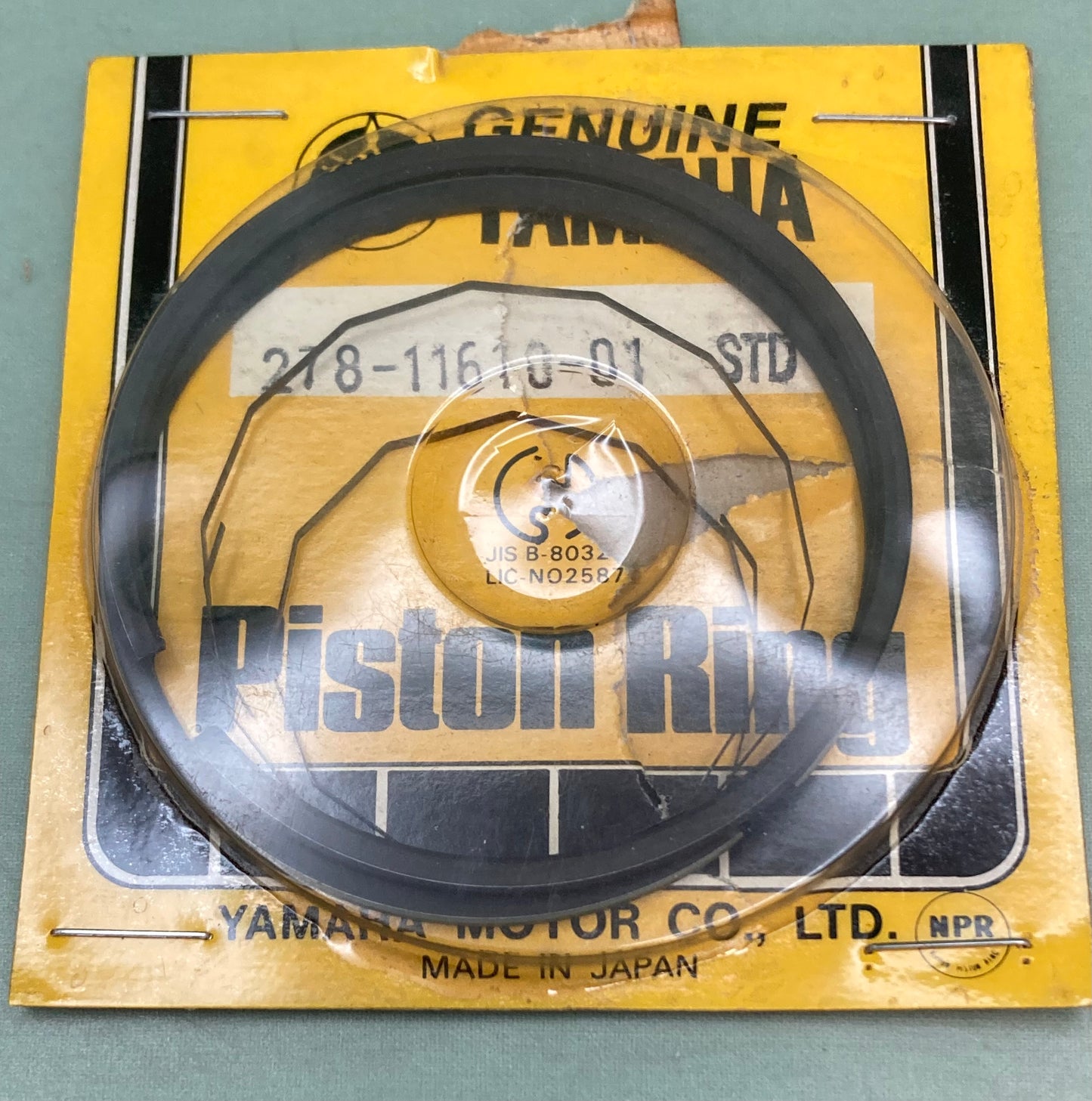 New Genuine Yamaha 278-11610-01 Piston Ring set Std