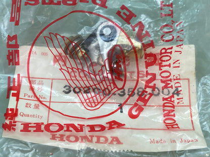 New Genuine Honda 30200-358-004 Contact Breaker Point