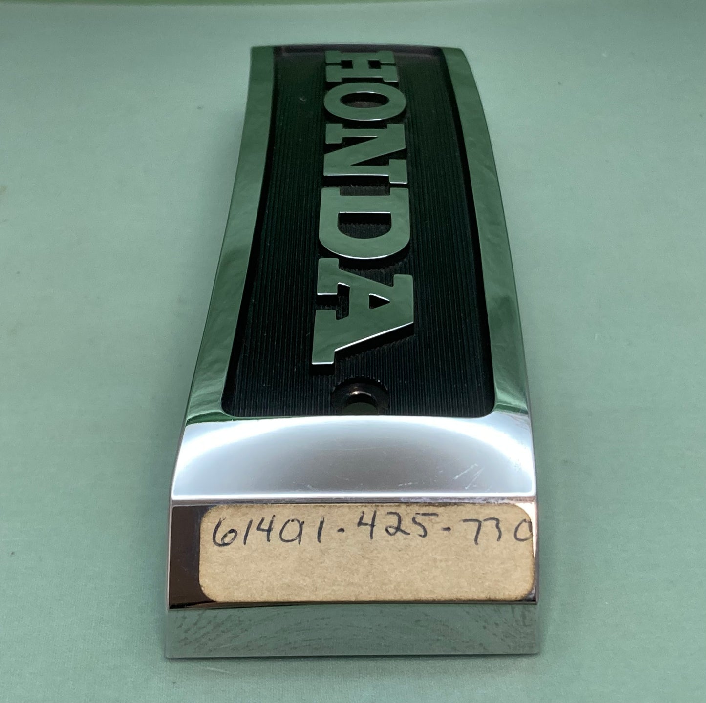New Genuine Honda 61401-425-730 COVER,FR.