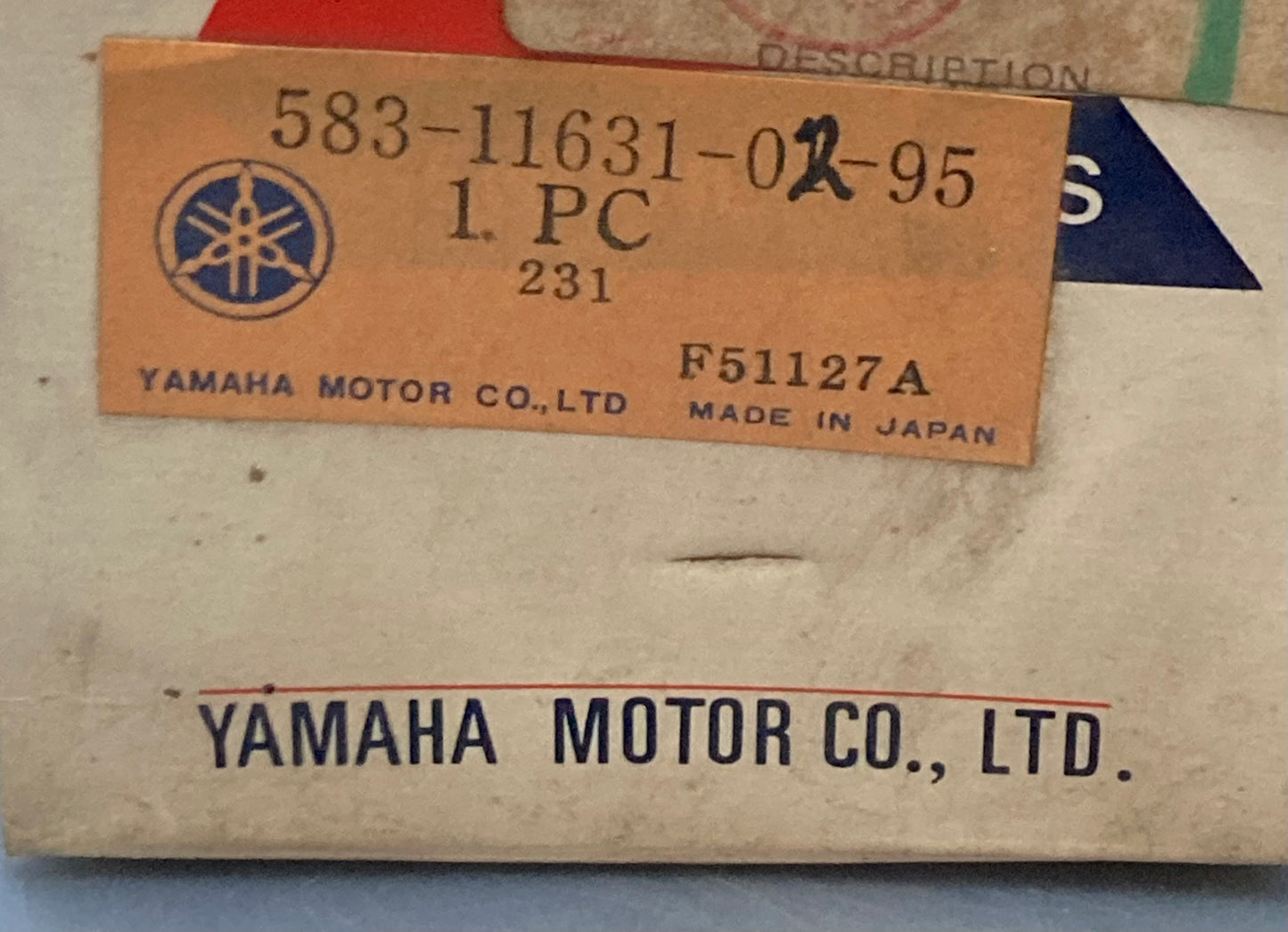 New Genuine Yamaha 583-11631-01-95 Piston STD