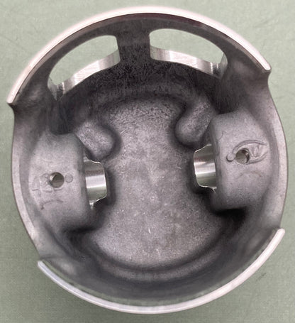New Genuine Wiseco 457PS Forged Piston Kit