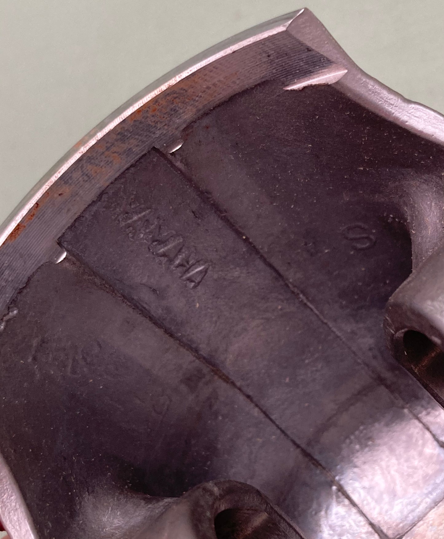 New Genuine Yamaha 1M2-11631-01-96 Piston STD 0.96M