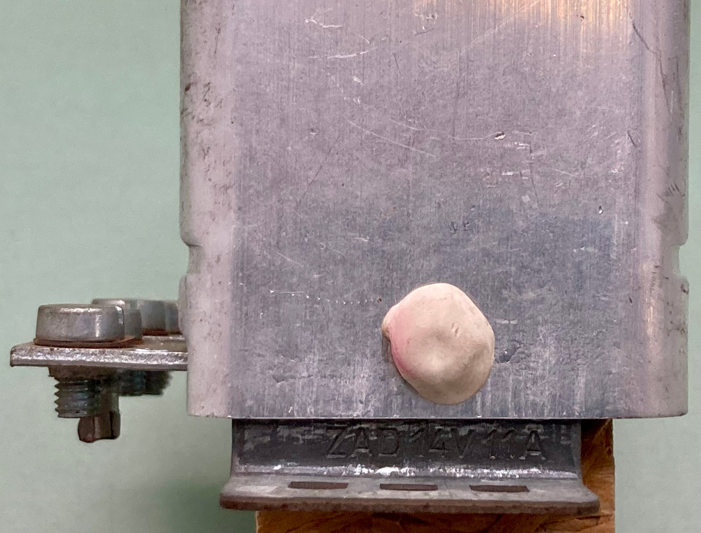 Genuine Bosch 0 190 219 001 Voltage Regulator, Model ZAD 14V 11A