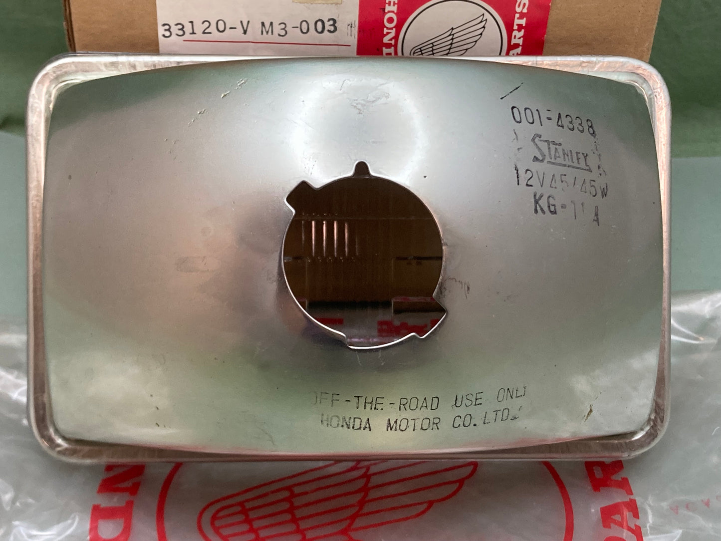 New Genuine Honda 33120-VM3-003 HEADLIGHT ASSY.