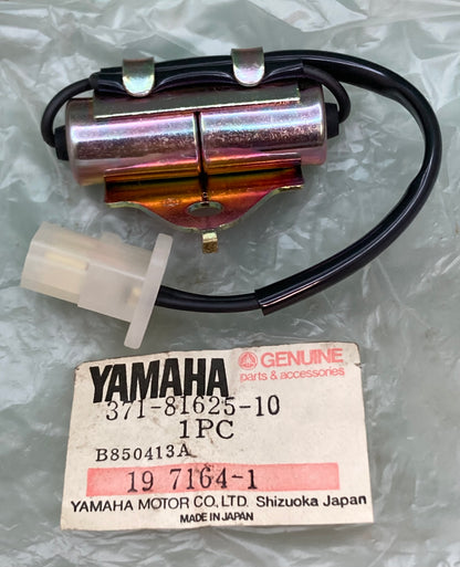 New Genuine Yamaha 371-81625-10 Condenser