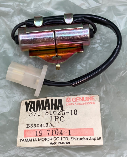 New Genuine Yamaha 371-81625-10 Condenser