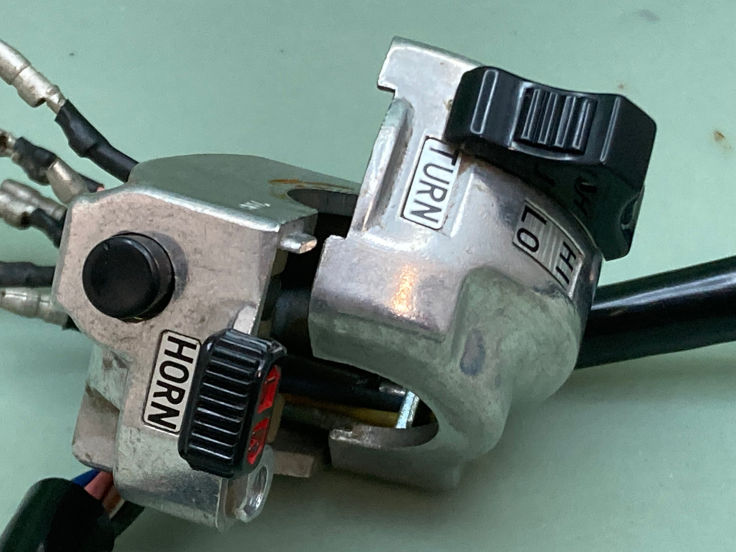 New Genuine Yamaha 393-83973-02-00 Switch, Handle, 3