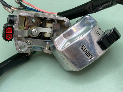 New Genuine Yamaha 393-83973-02-00 Switch, Handle, 3