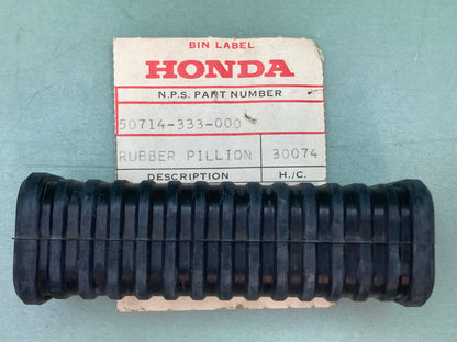 New Genuine Honda 50714-333-000 Rubber Pillion