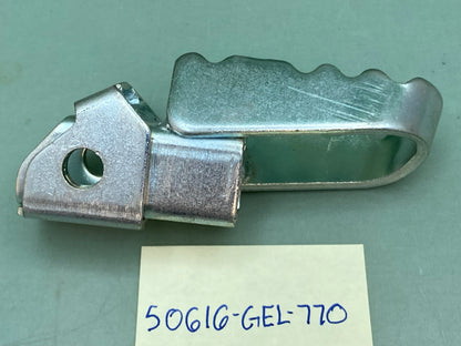 New Replaces Honda 50616-GEL-770 Arm, R., Step