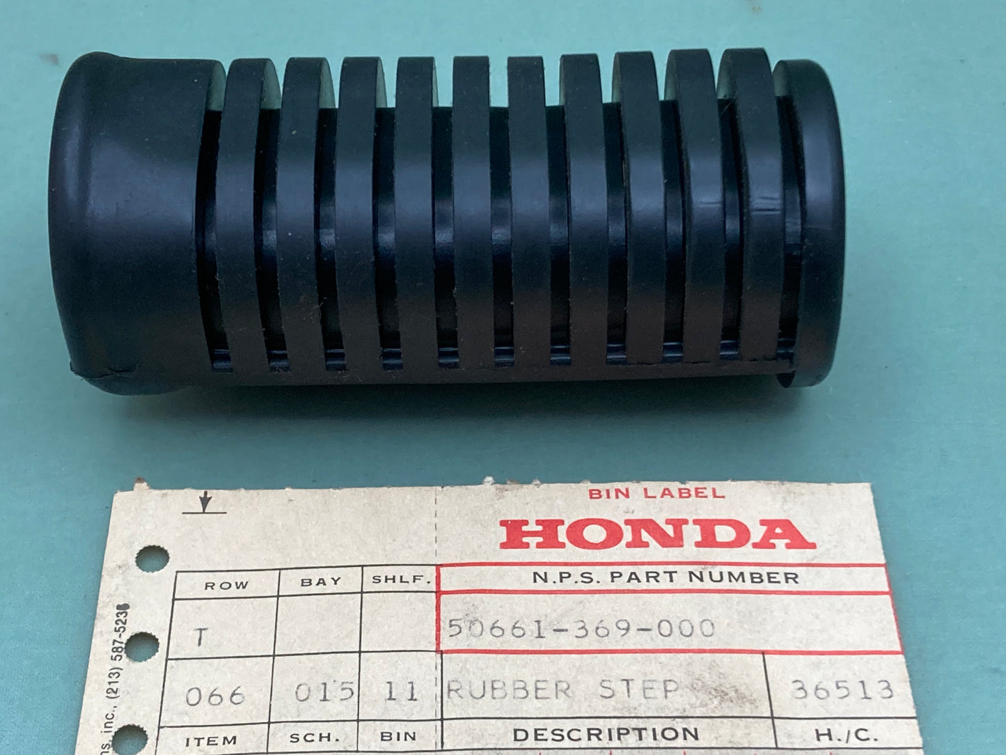 New Genuine Honda 50661-369-000 RUBBER,STEP