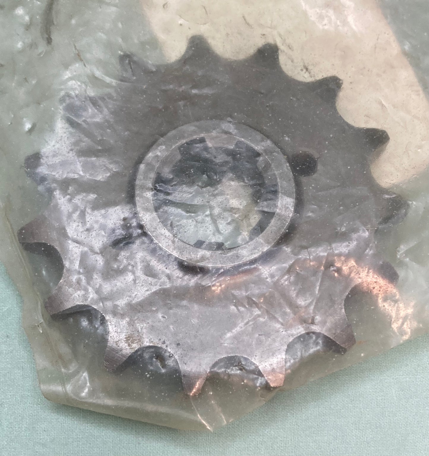 New Genuine Honda 43801-KE7-P00 Sprocket (15T)