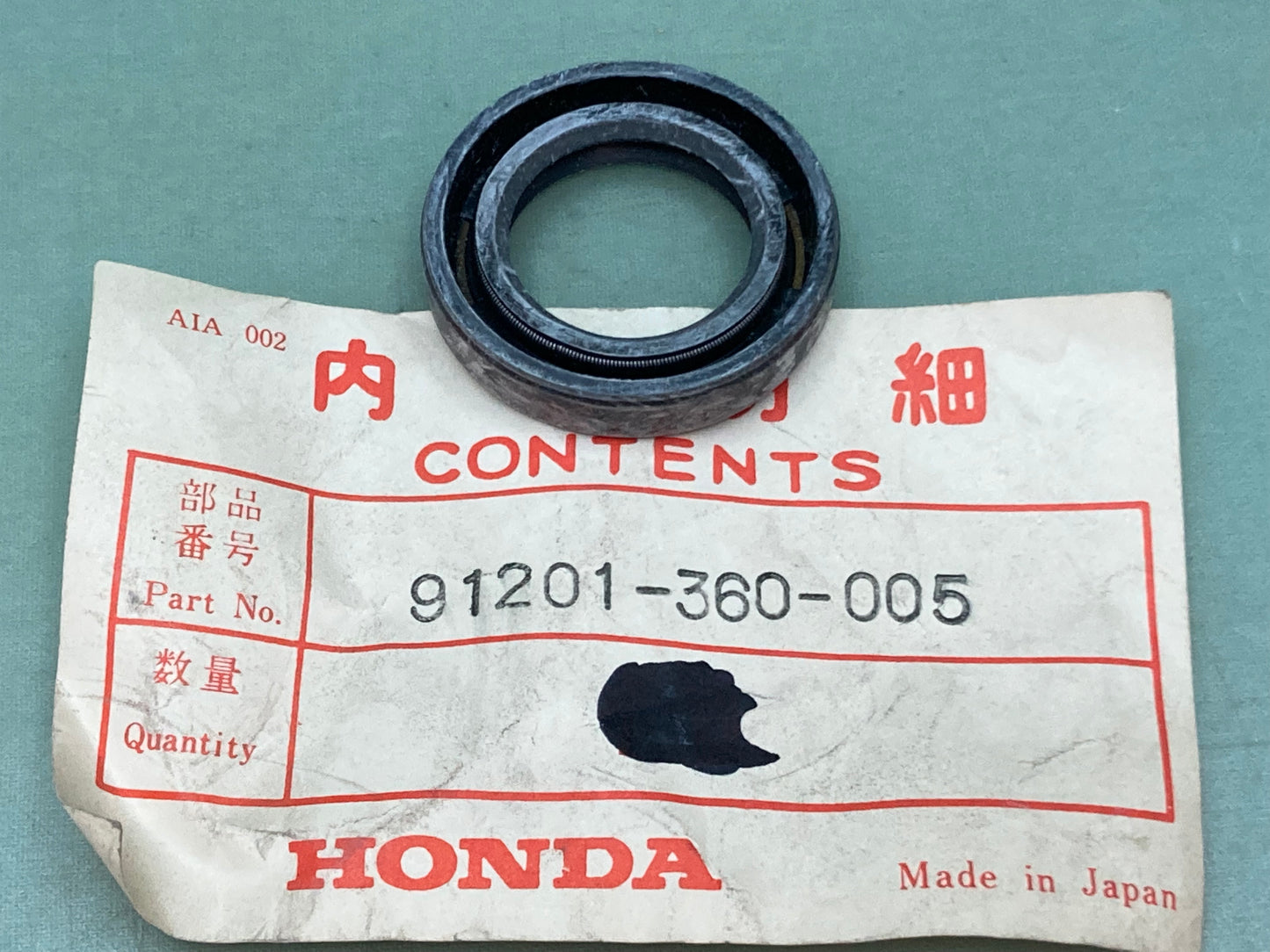 New Genuine Honda 91201-360-005 Oil Seal (20X32x6)