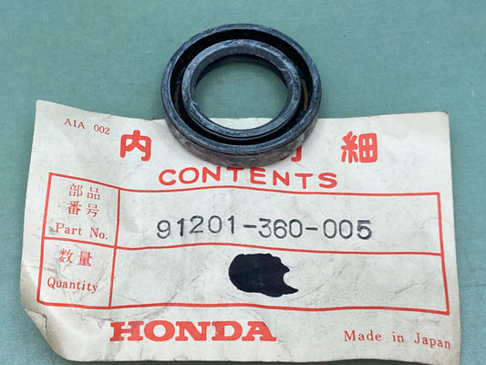 New Genuine Honda 91201-360-005 Oil Seal (20X32x6)