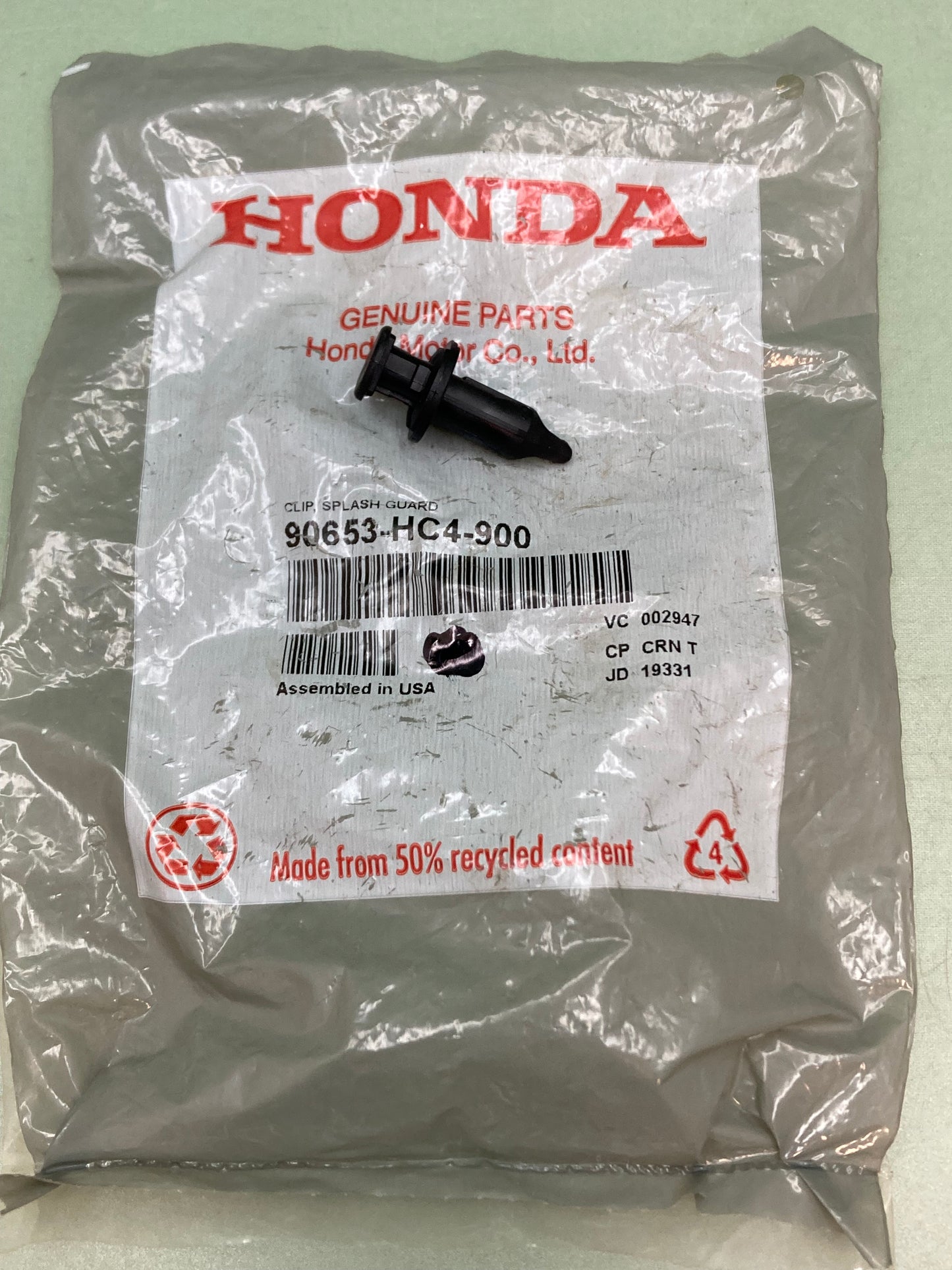 QTY 14 New Genuine Honda 90653-HC4-900 Clip, Splash, Guard