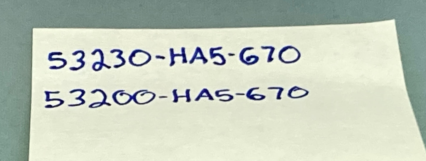 Honda 53230-HA5–670, 53200-HA5-670 Upper & Lower Triple Clamp 1985 350X
