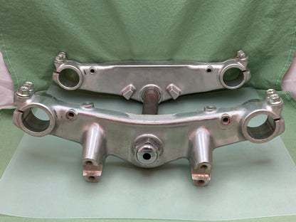 Honda 53230-HA5–670, 53200-HA5-670 Upper & Lower Triple Clamp 1985 350X