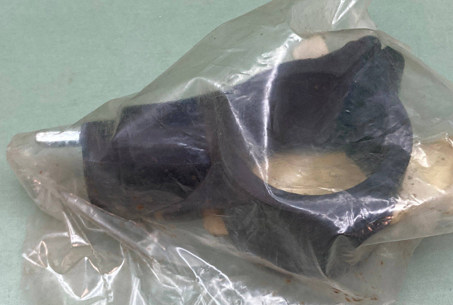 New Genuine K&S 12-1223 Stay, R., Fr. Honda 33490-MN0-003