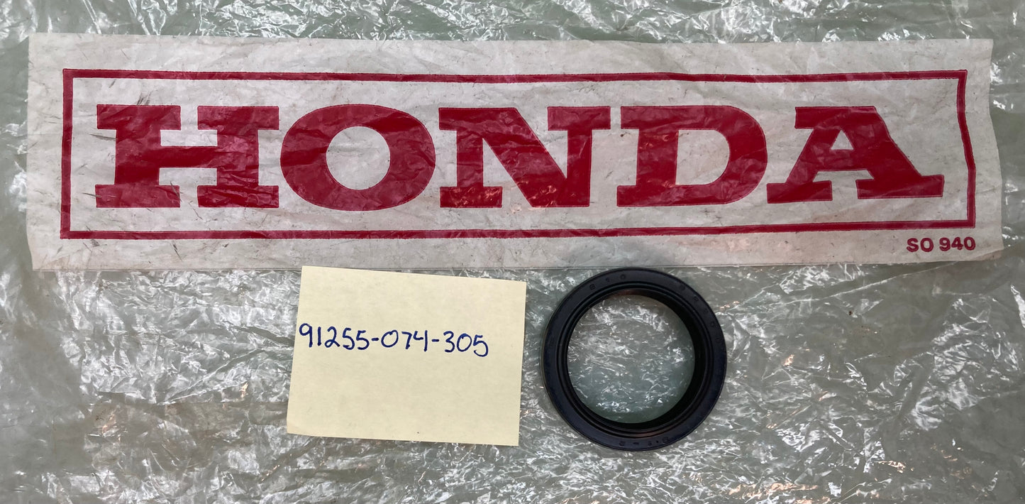 New Genuine Honda 91255-074-305 Oil Seal 31x41x9