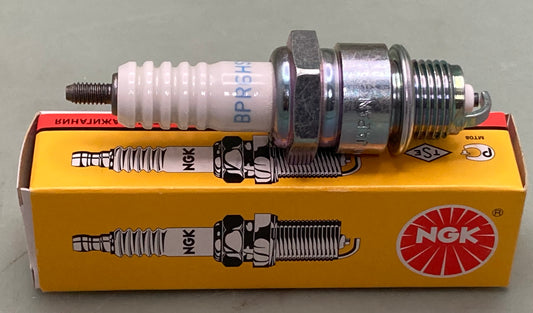 Qty 2 NGK 4632 Spark Plug BPR6HSA New Genuine