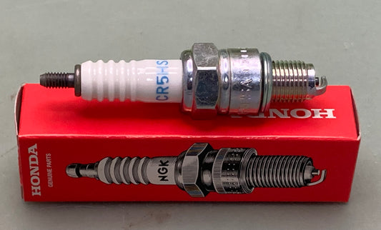 New Genuine Honda 98056-55718 Spark Plug CR5HSA