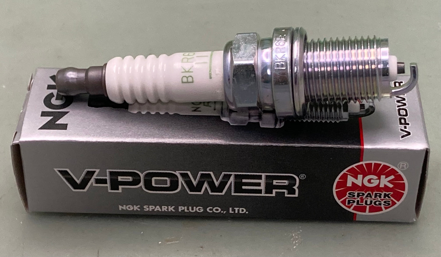 New Genuine NGK 2756 V-Power Spark Plug BKR6E-11