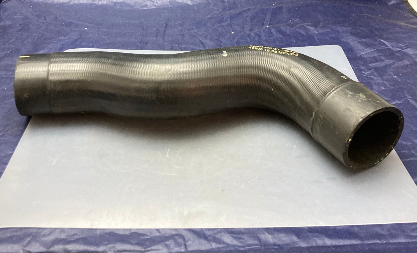 New Replaces Volvo 22891468 Cooling Hose