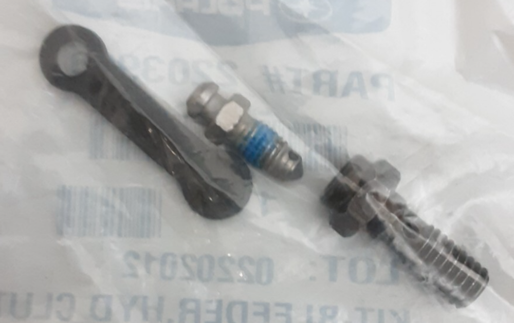 NEW GENUINE POLARIS 2203990 BLEEDER HYD. CLUTCH V13SW36/AW36 2013-2014