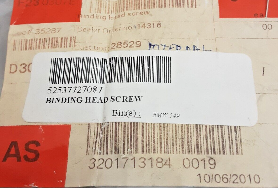 NEW GENUINE BMW 52537727087 BINDING HEAD SCREW - M5X18 S1000 HP4 2008-2013