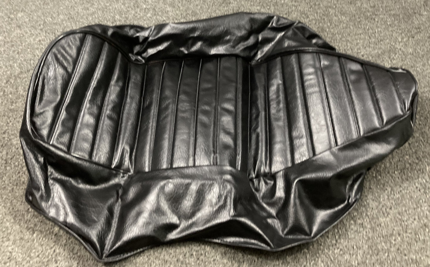 New Genuine Yamaha 256-24731-00 Seat cover