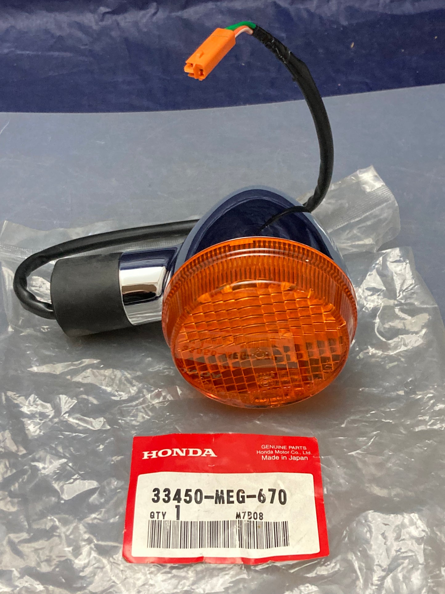 New Genuine Honda 33450-MEG-670 Left Front Turn Signal