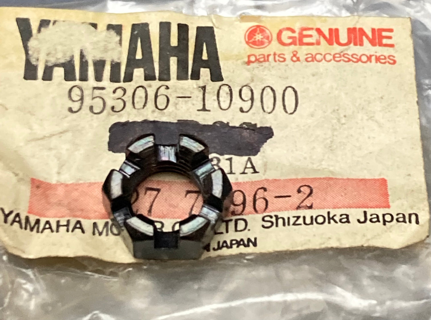 Qty 2 New Genuine Yamaha 95306-10900 Castle Nut