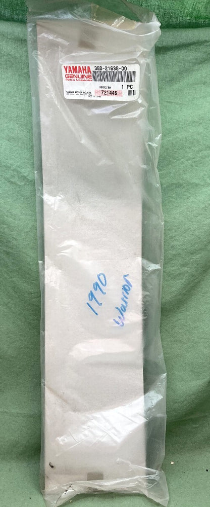 New Genuine Yamaha 3GD-2163G-00 Emblem