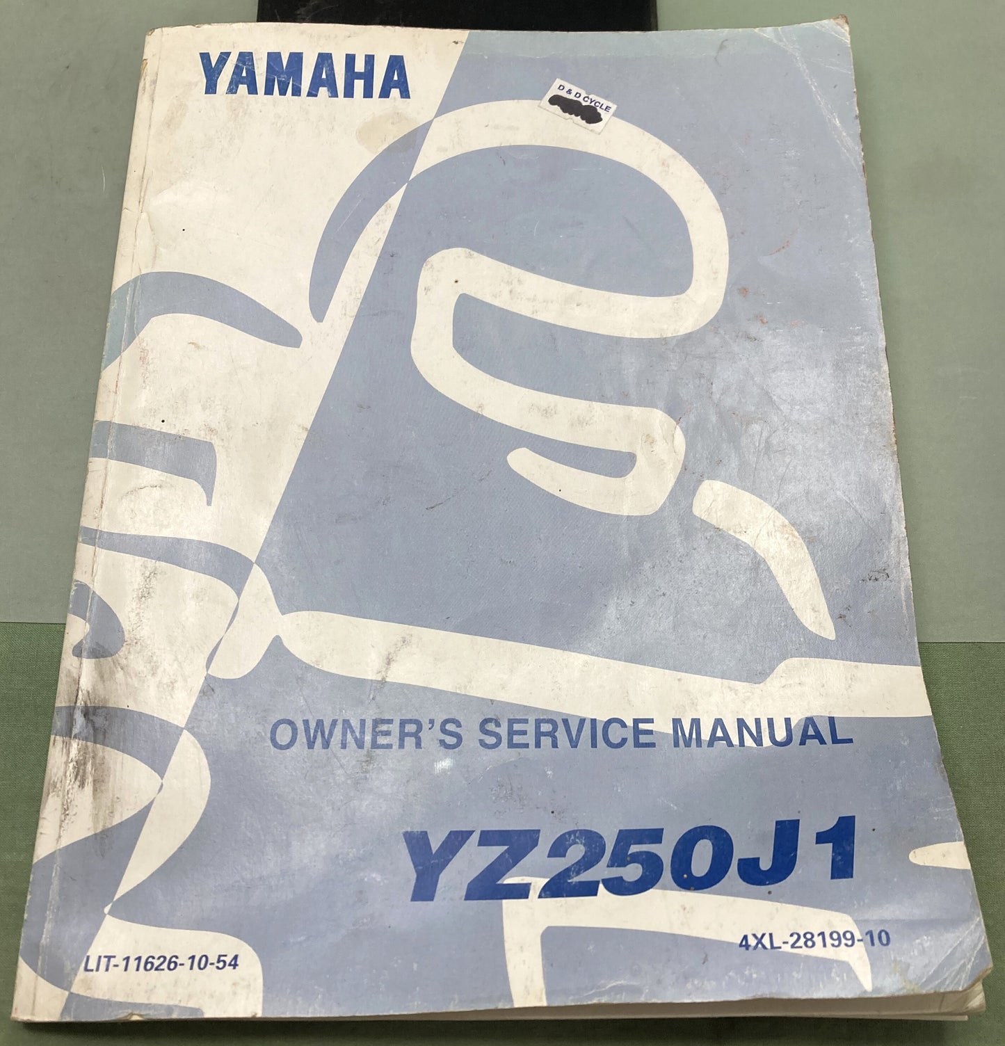 Genuine Yamaha LIT-11626-10-54 YZ250J1 Owner's Service Manual 1996