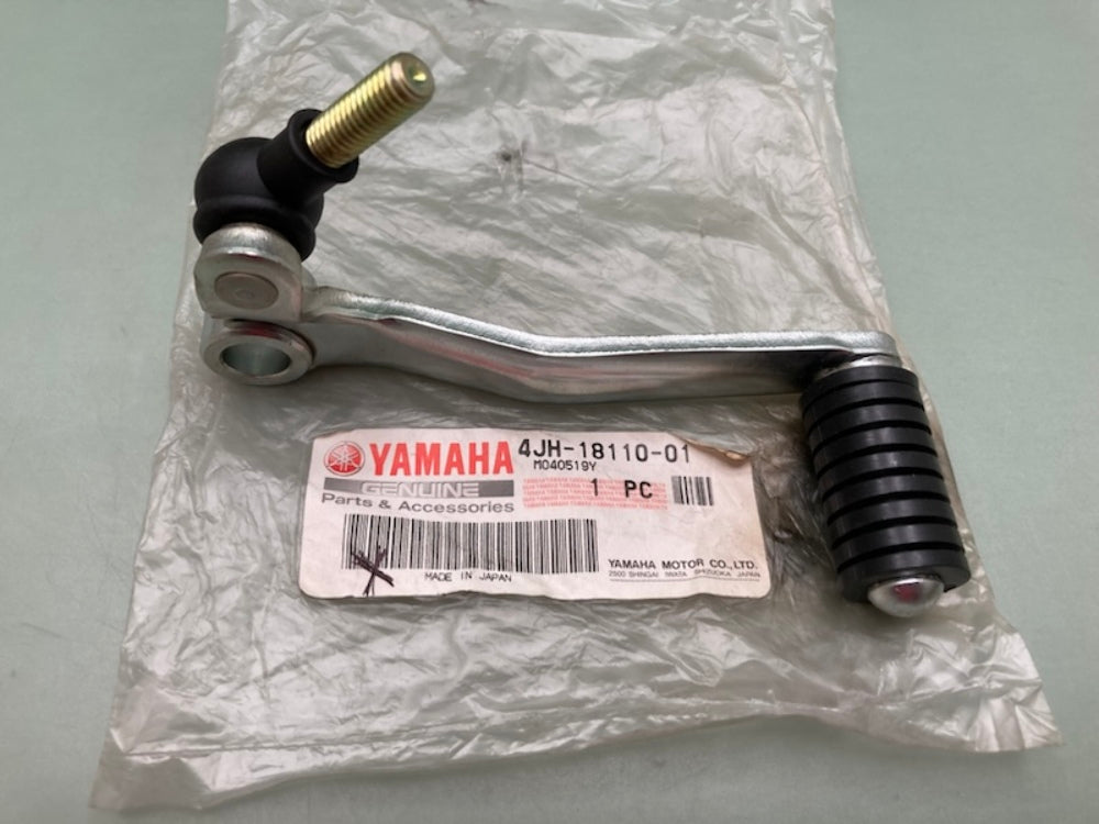 Yamaha 4JH-18110-01 Shift Pedal Assembly New Genuine