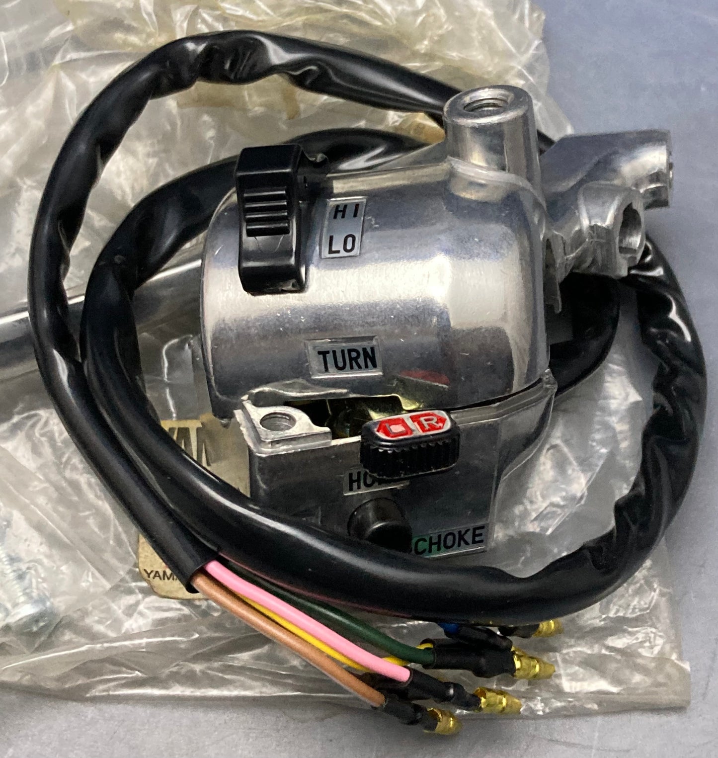 New Genuine Yamaha 591-W8271-01 Lever Holder Assembly