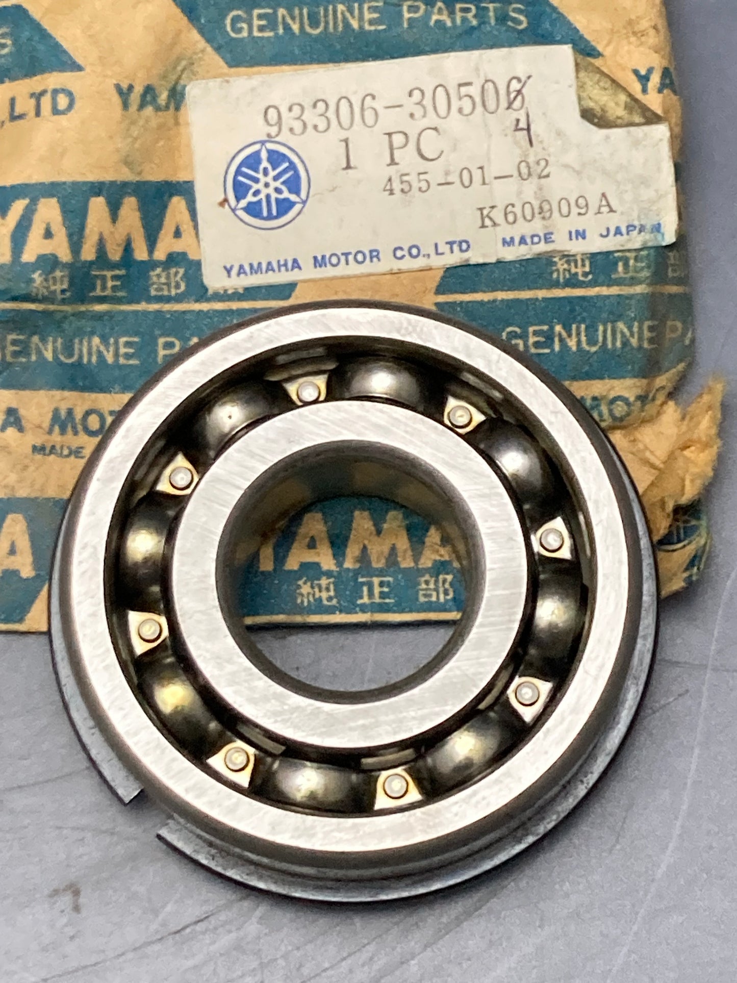New Genuine Yamaha 93306-30504 Bearing