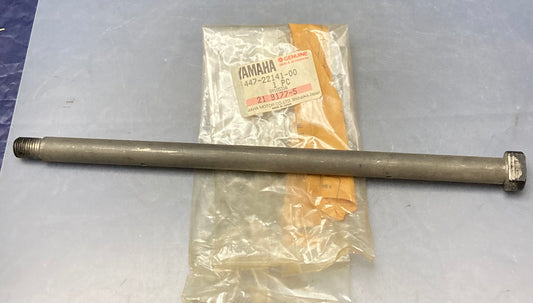 New Genuine Yamaha 447-22141-00 Frame Swingarm Bearing Shaft