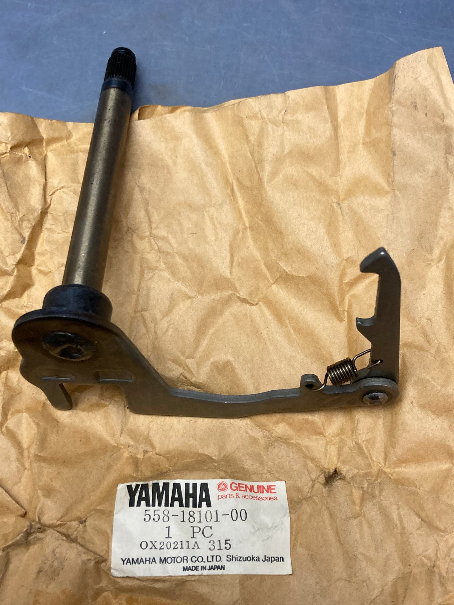 New Genuine Yamaha 558-18101-00 Shift Shaft Lever