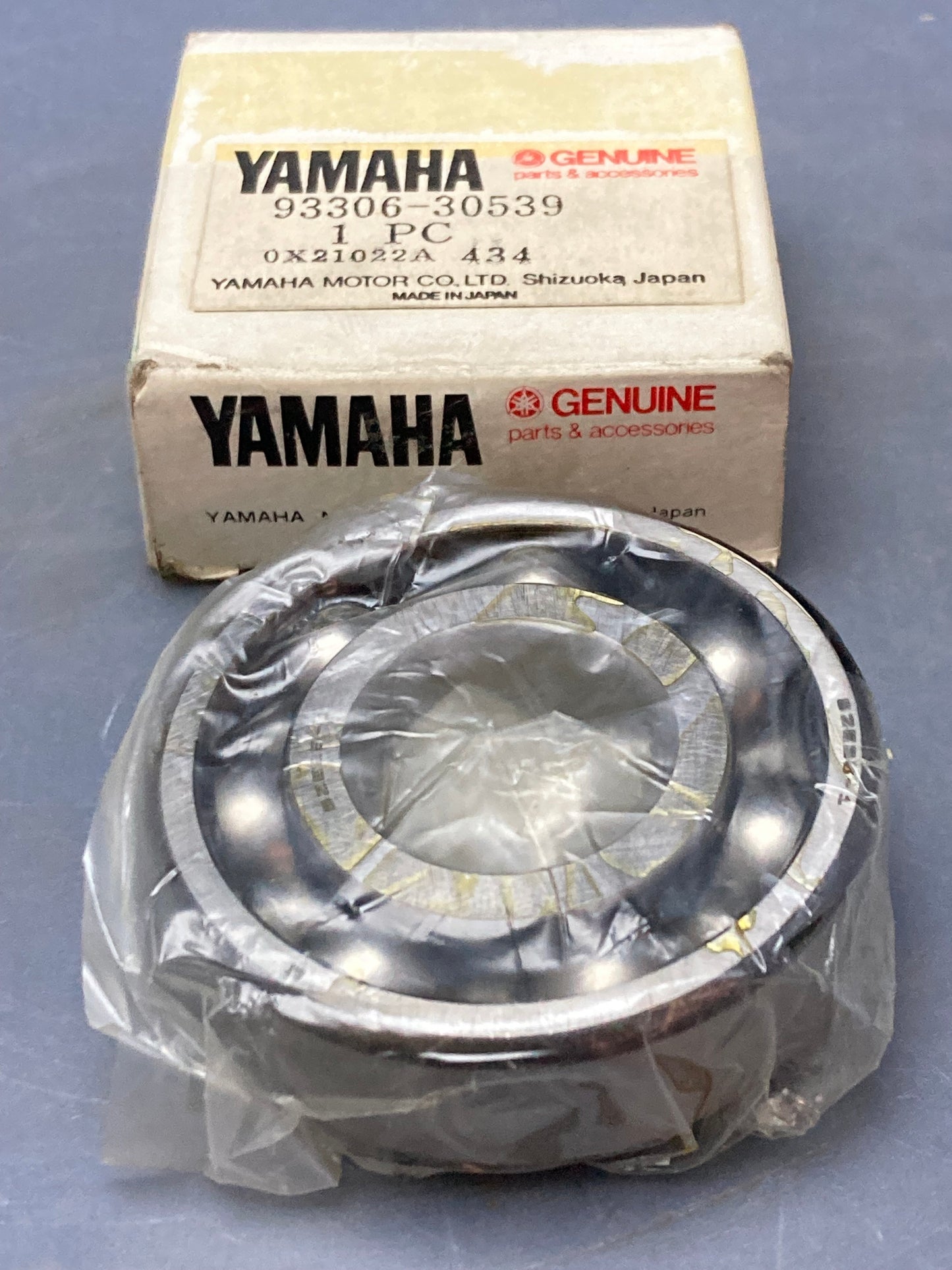 New Genuine Yamaha 93306-30533 Bearing